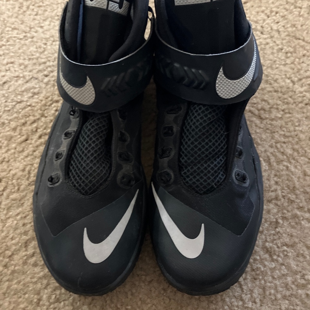 Nike Zoom Lebron Soldier 8